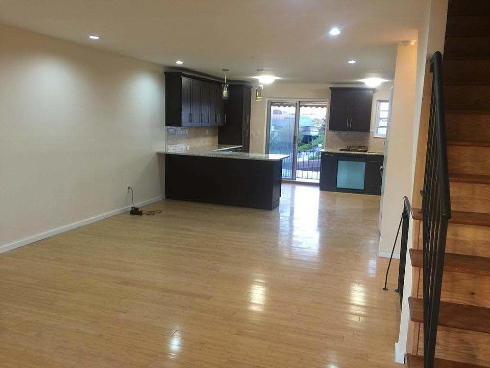 1st image of 2251 Ryder St #3
