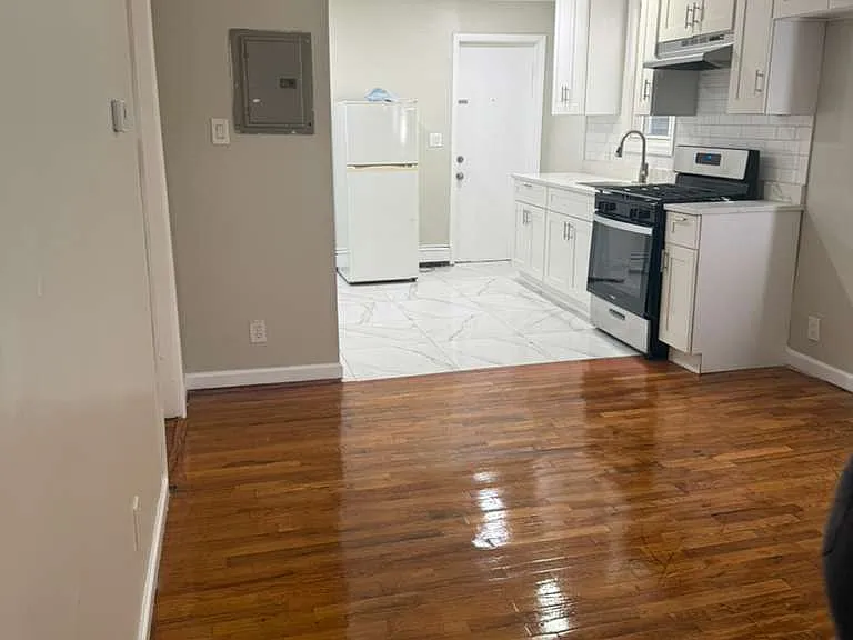 406 S 15th St #1 — Photo 2