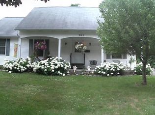 305 Pine St, Paw Paw, MI 49079
