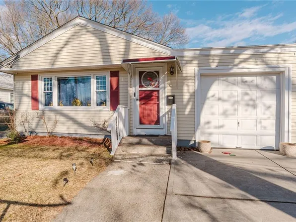 45 Sinclair Ave, Providence, RI 02905