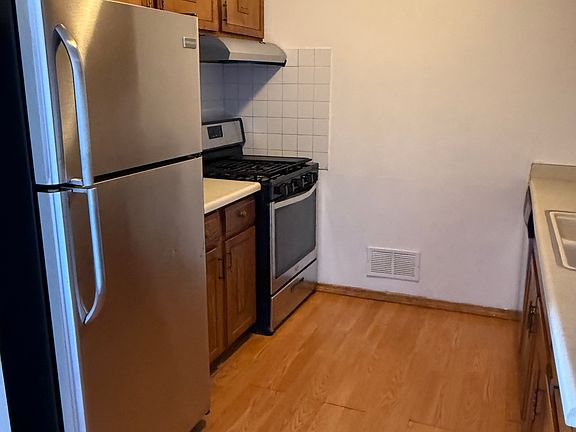 4th image of 7711 N 60th St #203G
