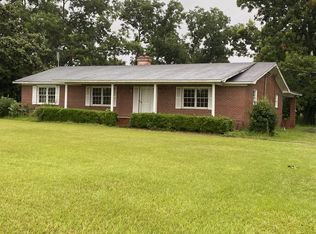 1305 N Eufaula Ave, Eufaula, AL 36027