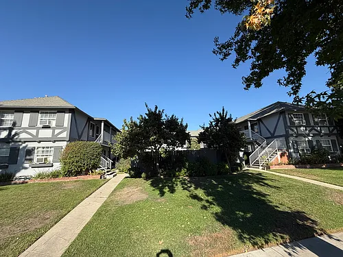 1841 Riverside Dr #2-15 Photo 1