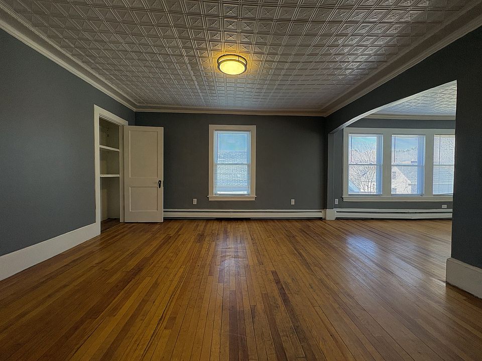 1st image of 11 Bearce St APT 5