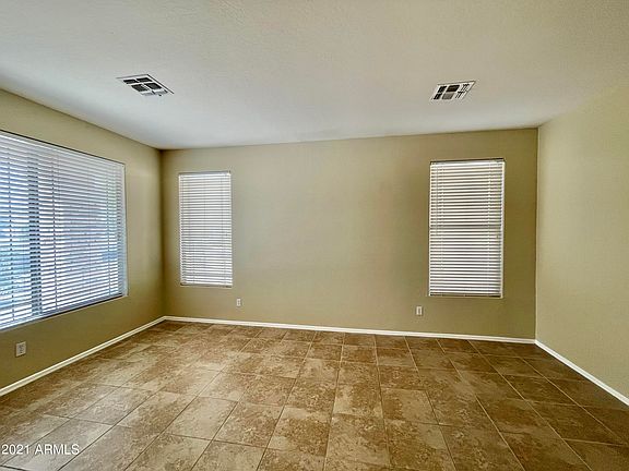 2nd image of 3444 E Clifton Ave