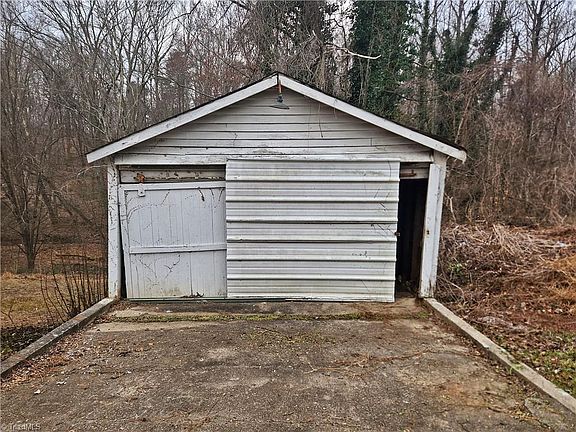 9th image of this home