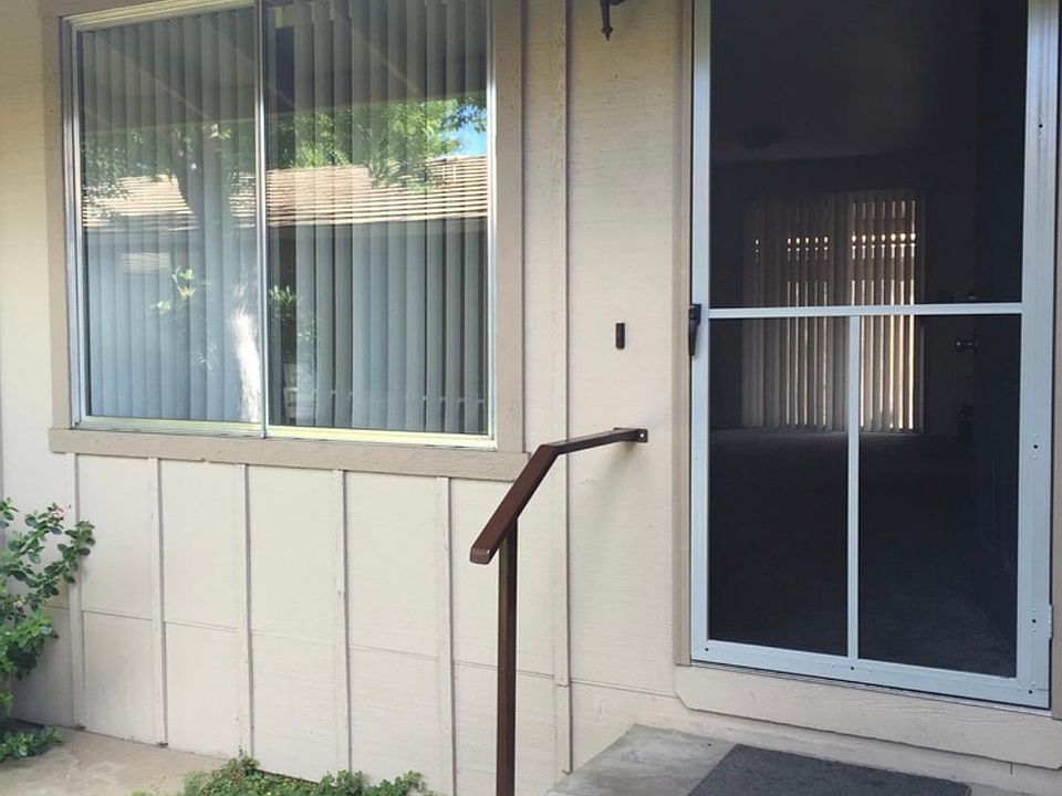 1st image of 300 Shafer Ln