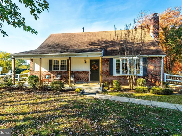 5404 Guinea Rd, Fairfax, VA 22032