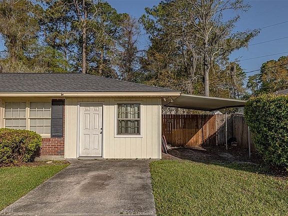 4th image of 209 Fairway Oaks Dr