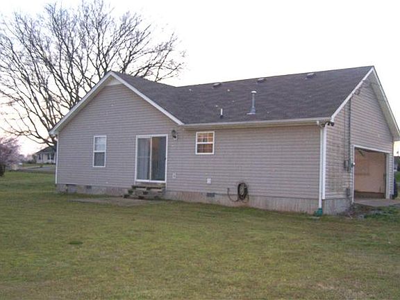 4th image of 121 Pebble Brook Dr