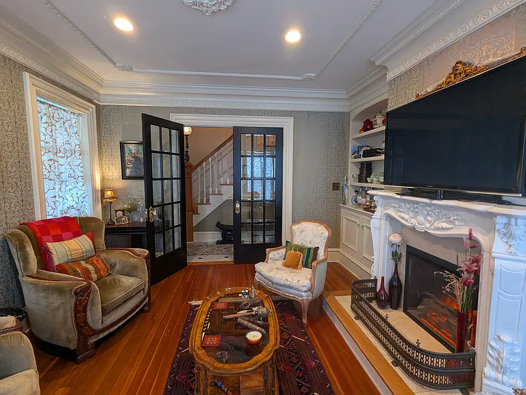 14 Highland Ave — Photo 35