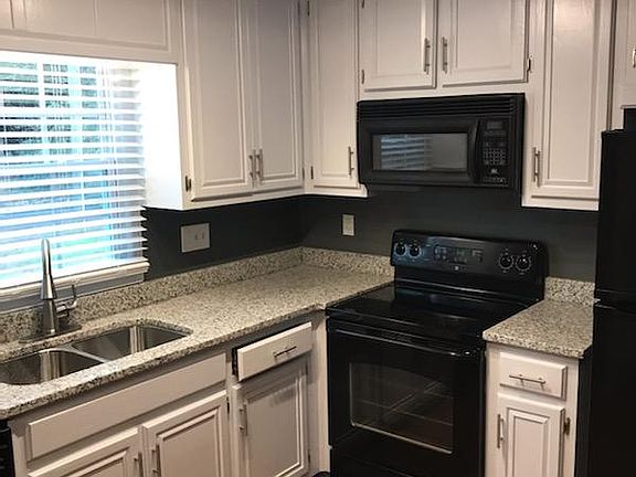 5th image of 624 Twin Brooks Way