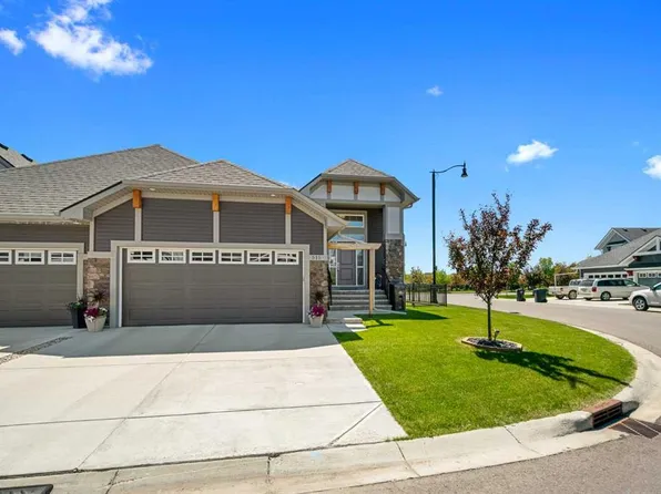 515 N Montana Bay SE, High River, AB T1V 0J6