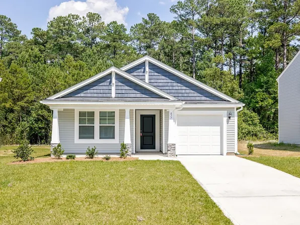 817 Conductor Ct, Vass, NC 28394