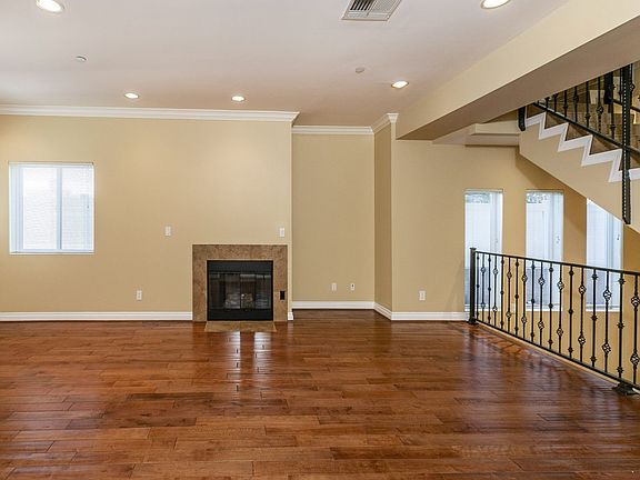 2nd image of 5241 Colodny Dr Unit 301