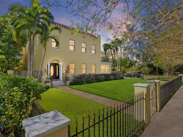 1140 14th Ave N, Saint Petersburg, FL 33705