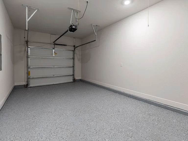 32444 Revere Dr — Photo 12