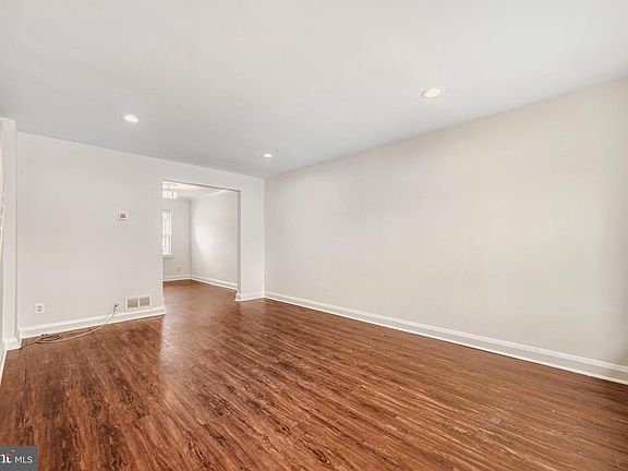 5th image of 849 Arncliffe Rd