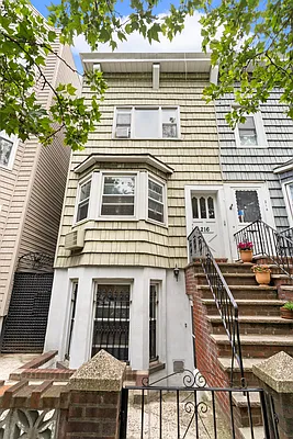 216 Monitor Street 
