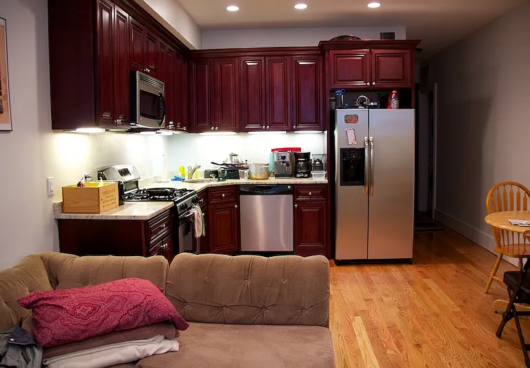 1089 Beacon St #1 — Photo 2