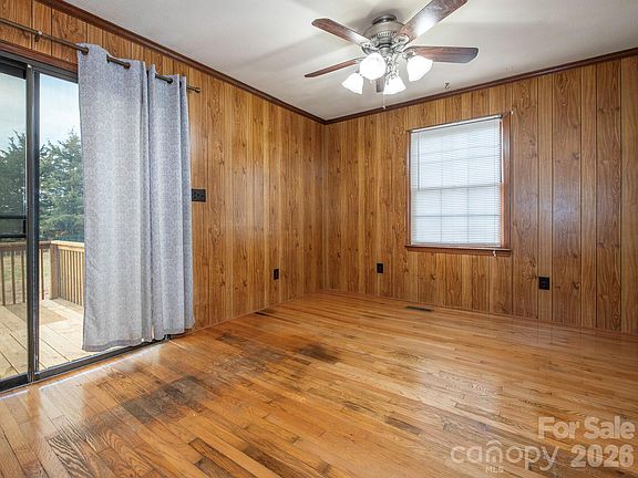 4th image of 7701 Idlewild Dr