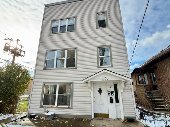 1133 Beloit Ave APT 2