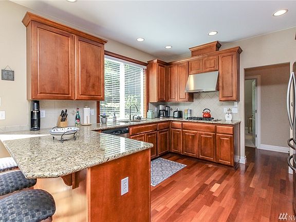 3rd image of 2932 21st Avenue Ct SE