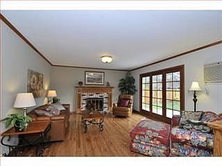 2nd image of 1585 Wessex Ave