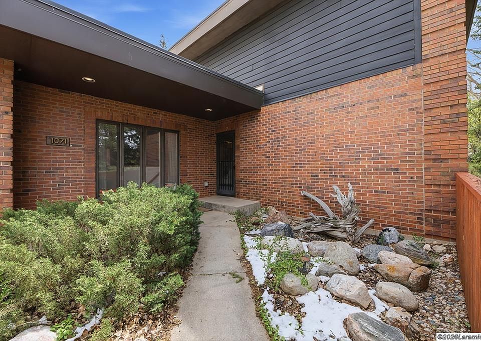 1st image of 1071 Granito Dr