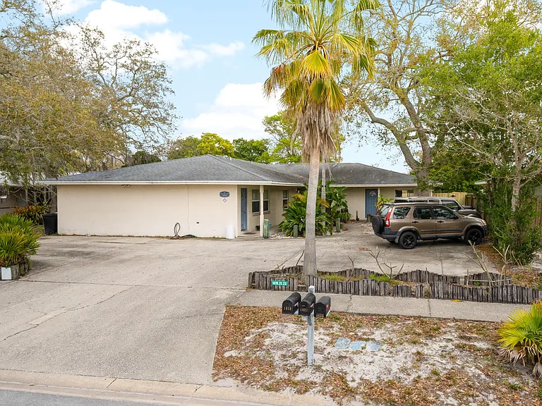1423 Aries Ln #3 — Photo 1