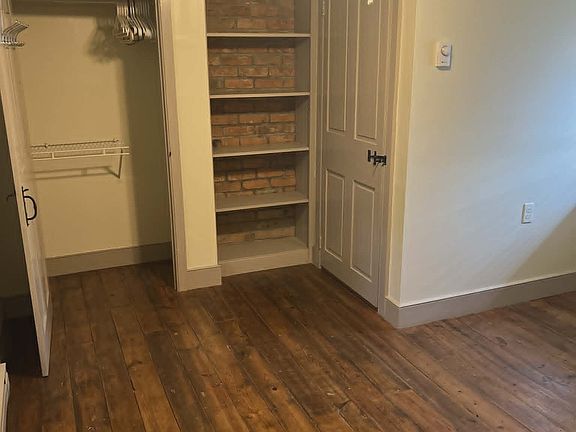 5th image of 17309A W Washington St