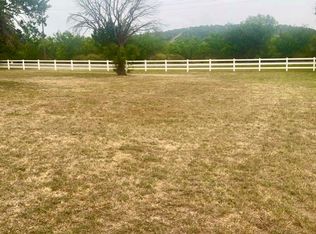 104 Promise Ln, Burnet, TX 78611