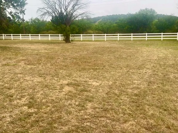 104 Promise Ln, Burnet, TX 78611