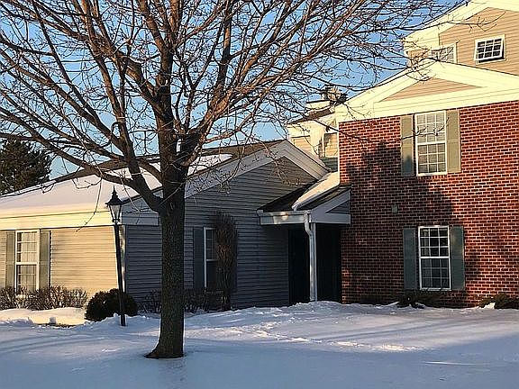 2nd image of N17W26860 Milkweed Ln
