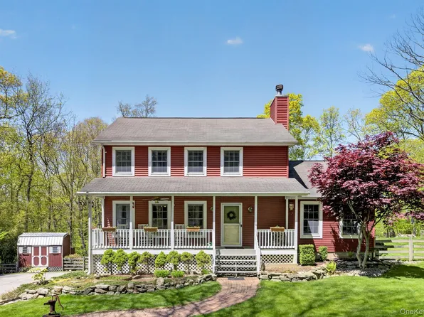 35 Crest Road, Cold Spring, NY 10516