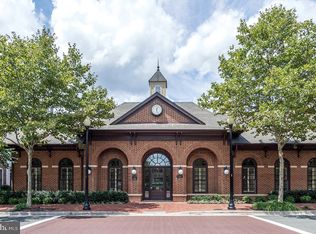 708 Day Ln, Alexandria, VA 22314