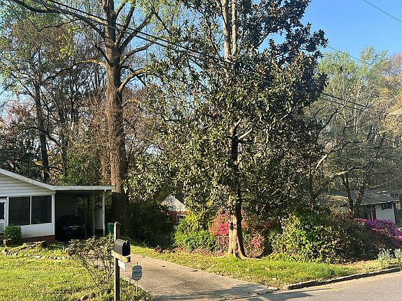 3rd image of 3095 Francine Dr
