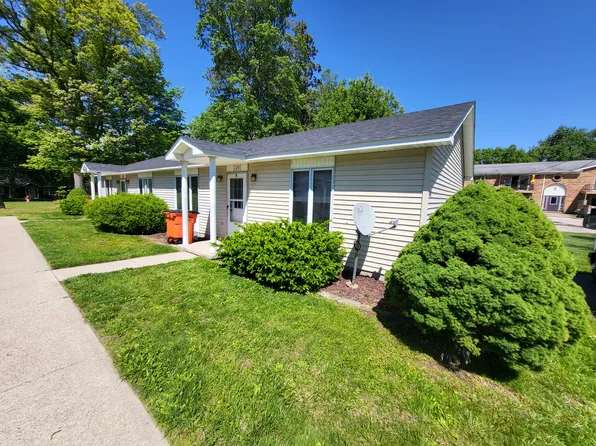 1123 Arbor Ct #B, Monticello, IN 47960