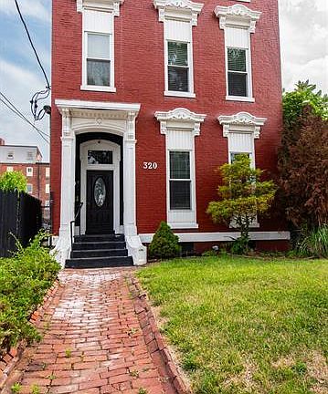 2nd image of 320 E College St #11060237