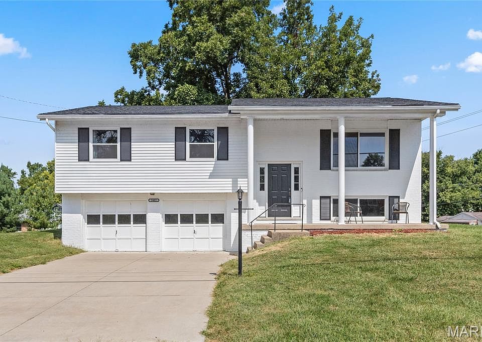 1st image of 3402 Emma Ln