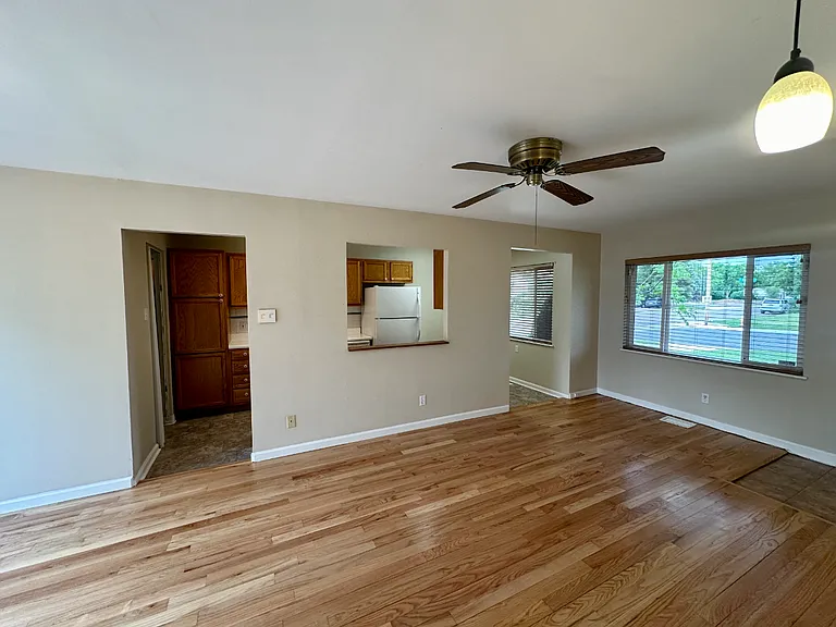 3201 S Eudora St — Photo 4