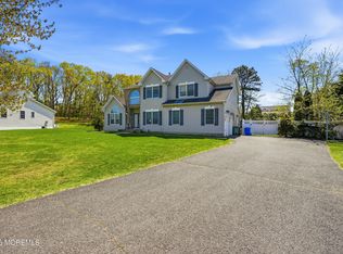 58 Georgetown Rd, Eatontown, NJ 07724