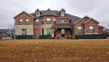 2nd image of 3089 Wildwood Ln