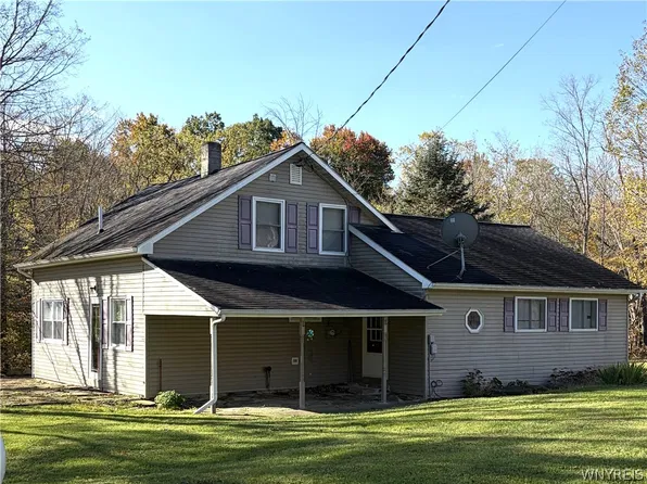 8078 Higgins Rd, Fillmore, NY 14735