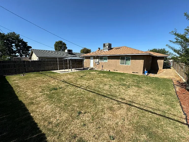 2013 Avondale Dr — Photo 11