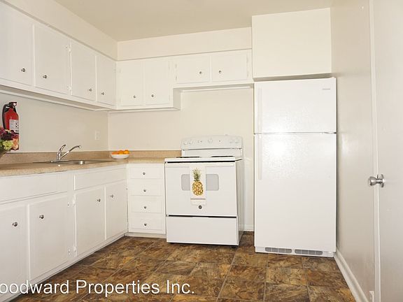 5th image of 101 W Baltimore Ave #E02