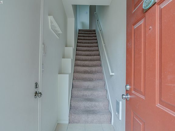 4th image of 1716 SE Halyard Ln