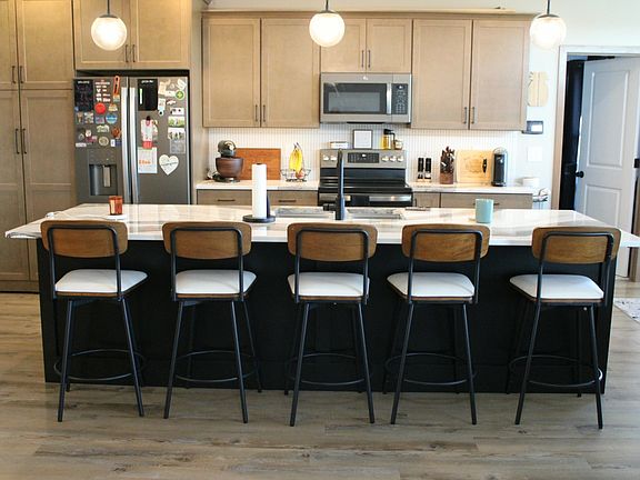 2nd image of 1440 Partridge Ln