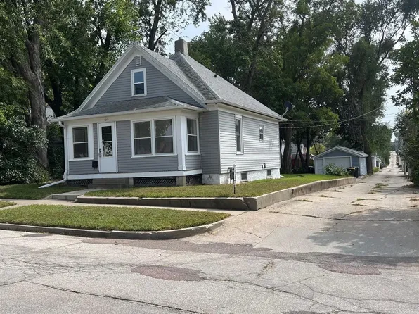3212 Indiana Ave, Sioux City, IA 51106