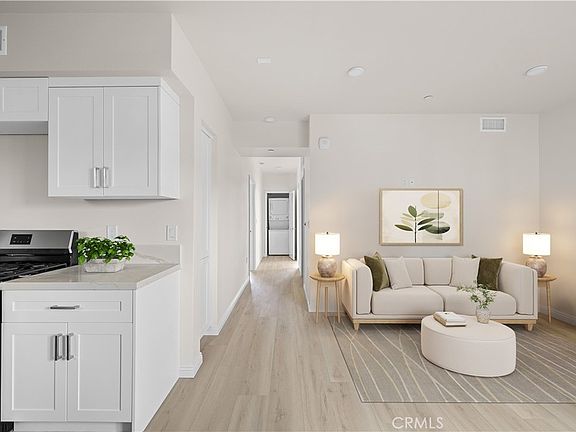 5th image of 1818 S Norton Ave #308
